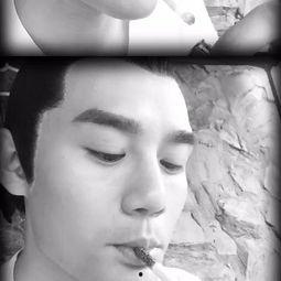 kkw是哪个明星,揭秘当红明星的星光之路