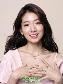 圆脸女星发型图片,打造完美轮廓的秘密武器