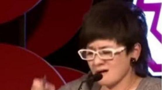 娱乐导师如何介绍自己,揭秘幕后故事，带你走进璀璨星光的世界